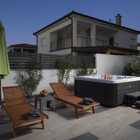 Gusto By Interhome * 보드냔