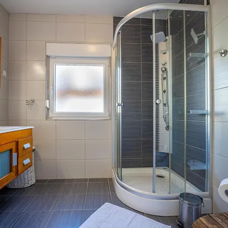 Gusto By Interhome *