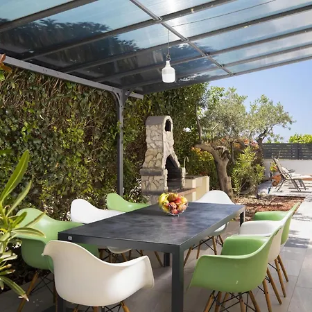 Gusto By Interhome