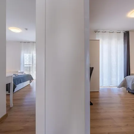 Gusto By Interhome *